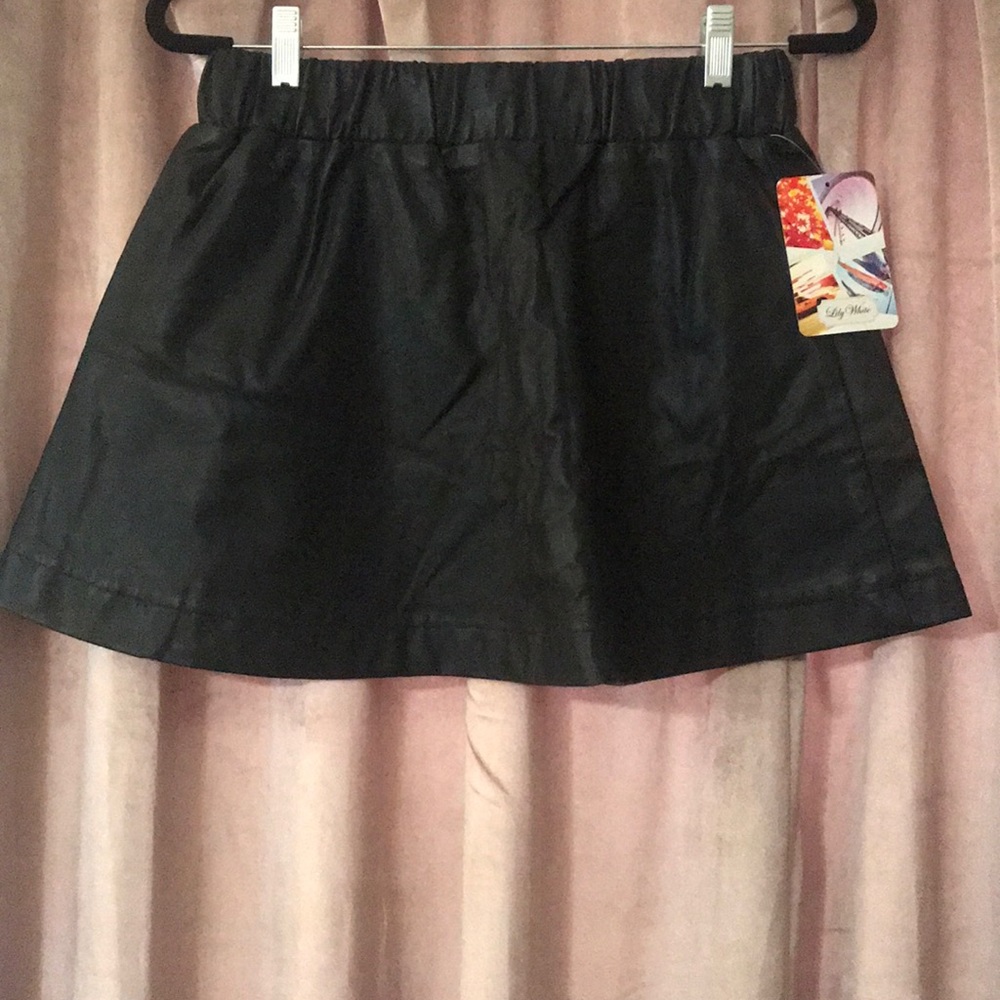 NWT Faux leather black skater skirt